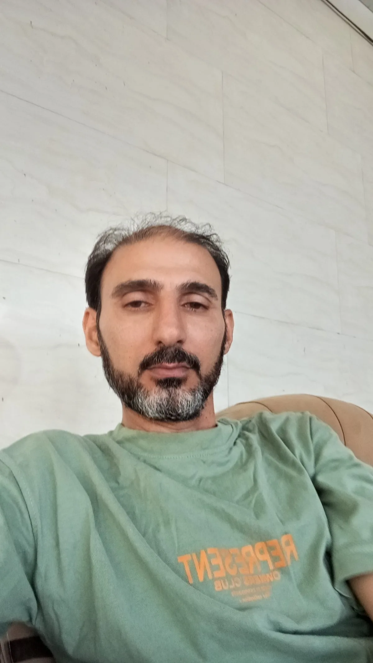 کارگر ساده هستم 