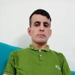 کمک‌ آشپز غذای ایرانی هستم 