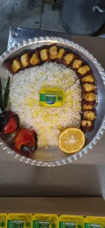 کمک آشپز وکارگر ساده 