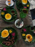 یک همکار خانم و یک همکار آقا برای همکاری در رستوران نیازبندم