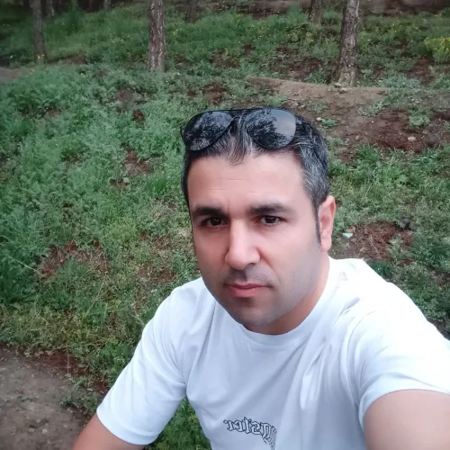 اشپز ایرانی هستم 38ساله 