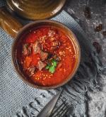 آشپز ایرانی خورشت پز هستم