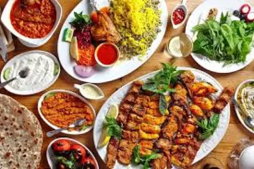 اشپز ملل خانم در کیش هستم