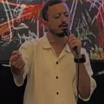خواننده کافه رستوران هستم