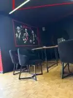  اشپز و صندوق دار نیازمندیم