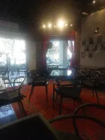 آشپز و کمک آشپز خانم یا اقا نیازمندیم