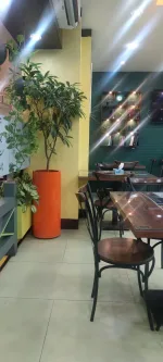 باریستا و آشپز حرفه ای در تهران نیازمندیم