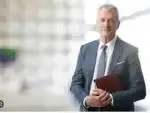 رئیس حسابداری آقا در تهران هستم