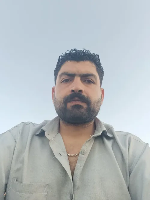 آشپز نیمه ماهر در تهران هستم