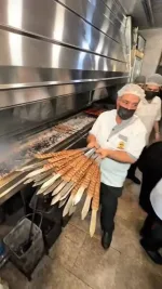 کباب پز آقا در تهران هستم